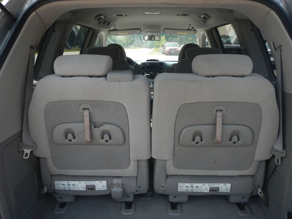 2007 Kia Sedona Image 38