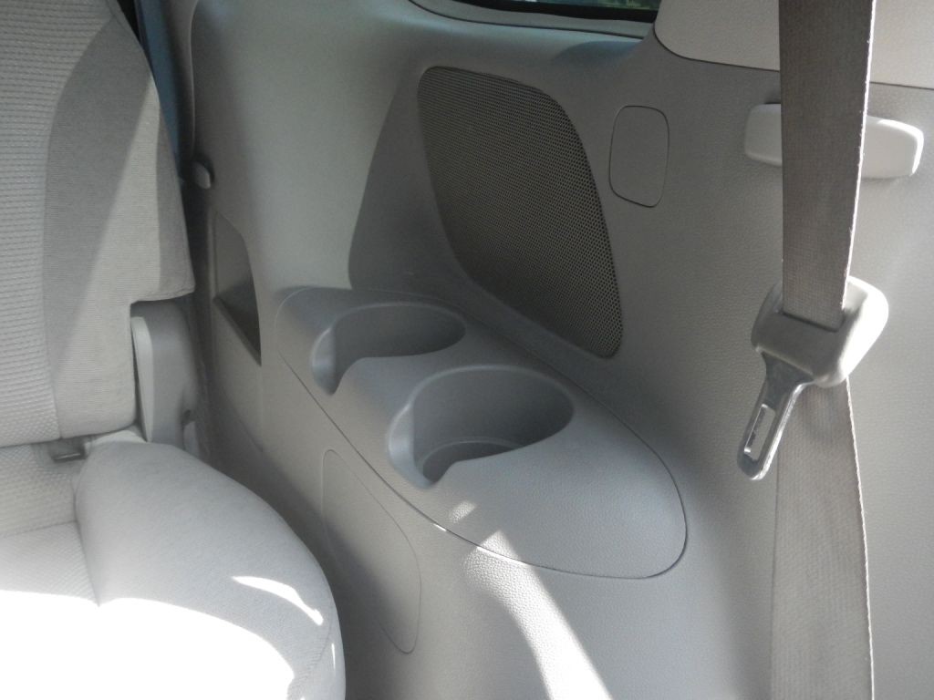 2007 Kia Sedona Image 45