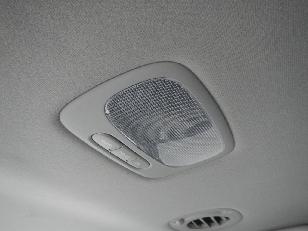 2007 Kia Sedona Image 47