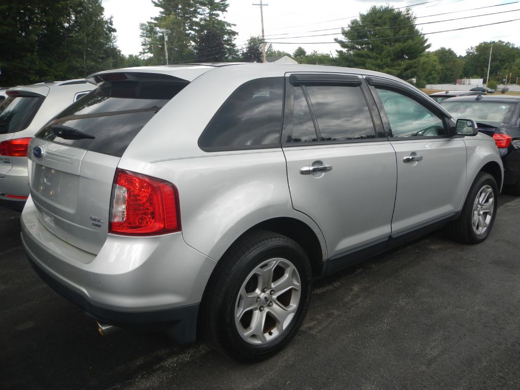 2011 Ford Edge Image 9