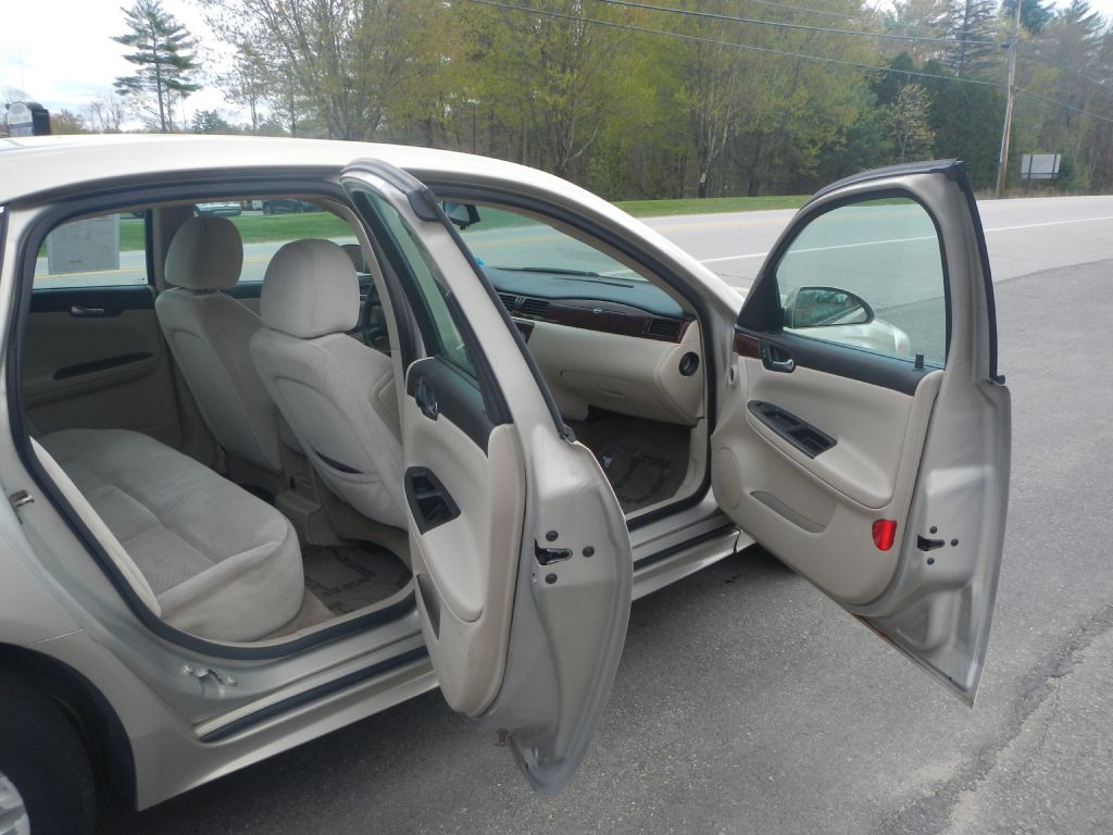 2009 Chevrolet Impala Image 15