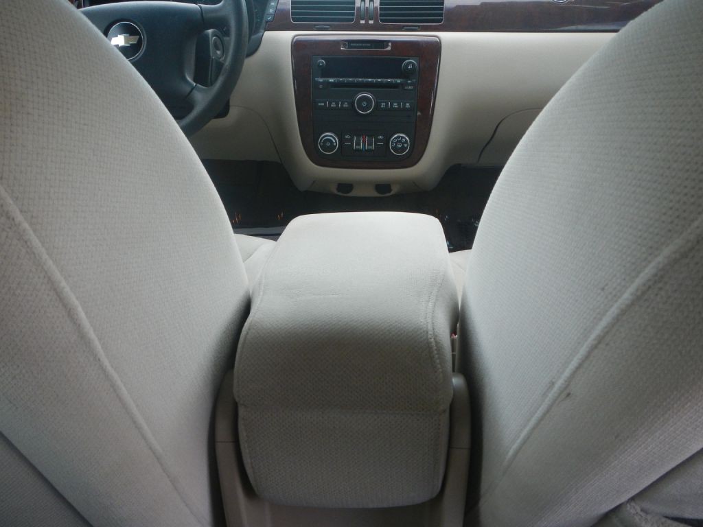 2009 Chevrolet Impala Image 27