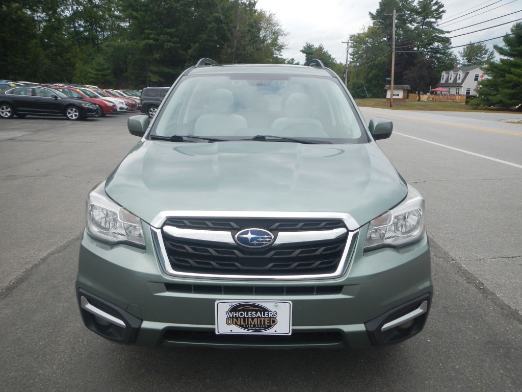 2017 Subaru Forester Image 11