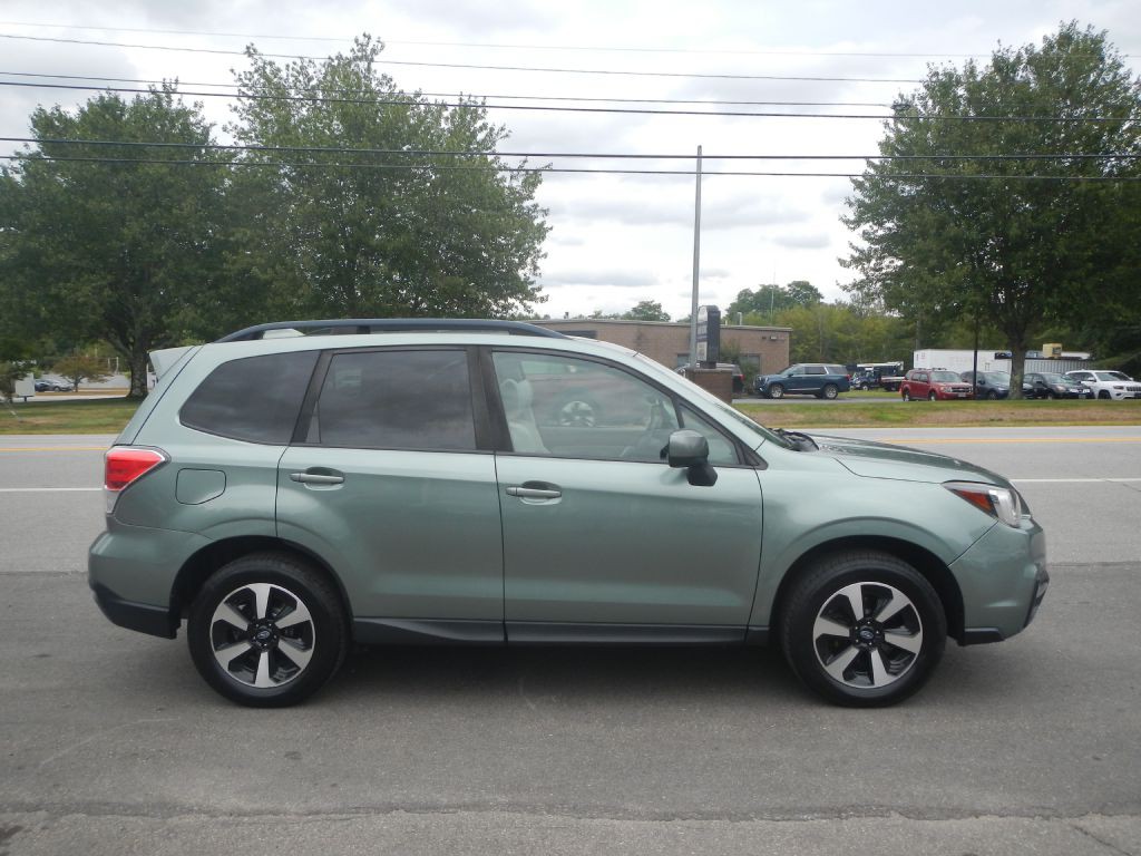 2017 Subaru Forester Image 15