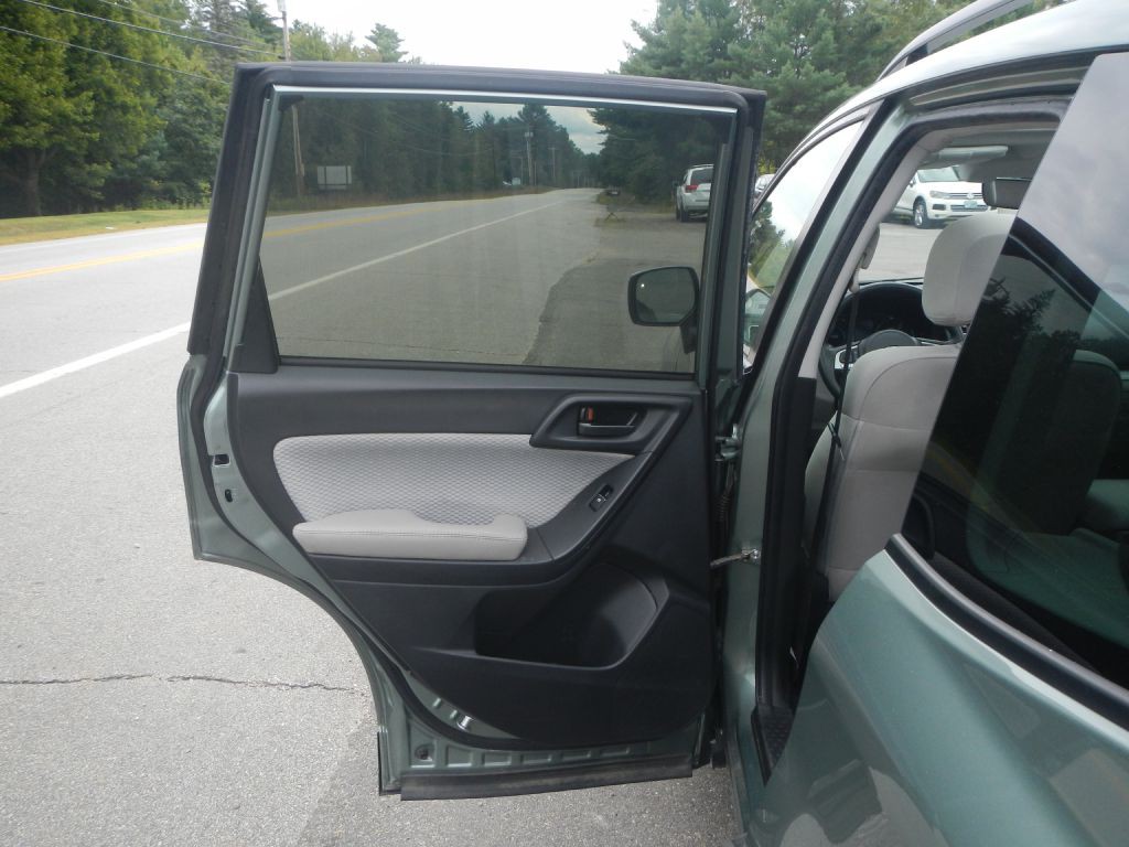 2017 Subaru Forester Image 41