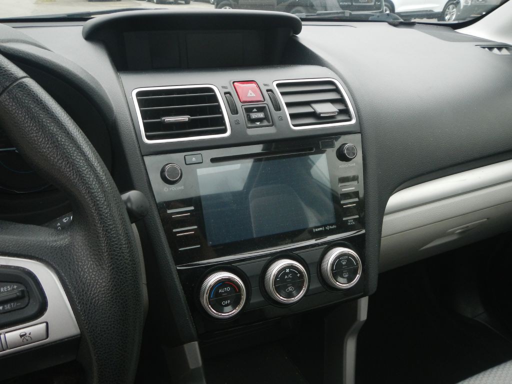 2017 Subaru Forester Image 52
