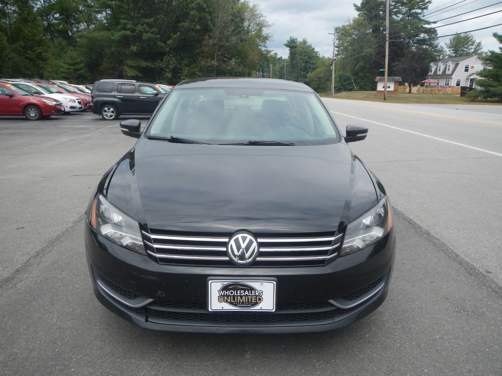 2015 Volkswagen Passat Image 11