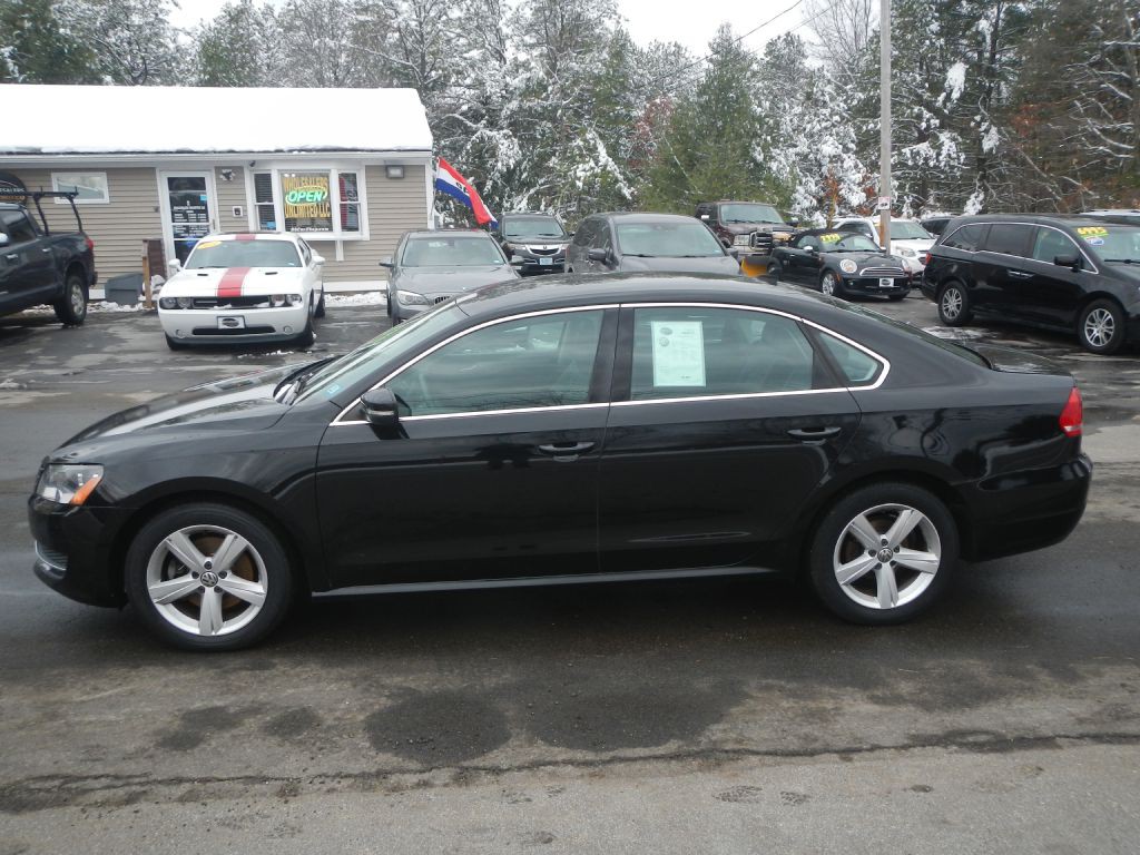 2015 Volkswagen Passat Image 35