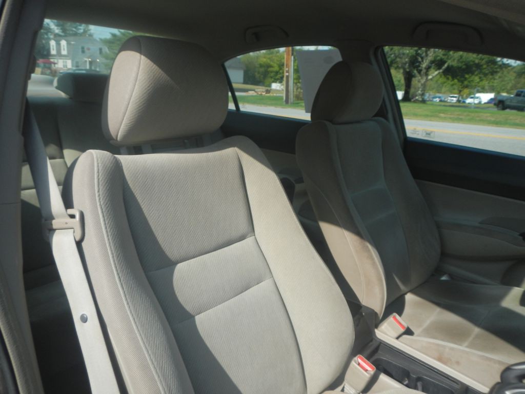 2010 Honda Civic Image 9