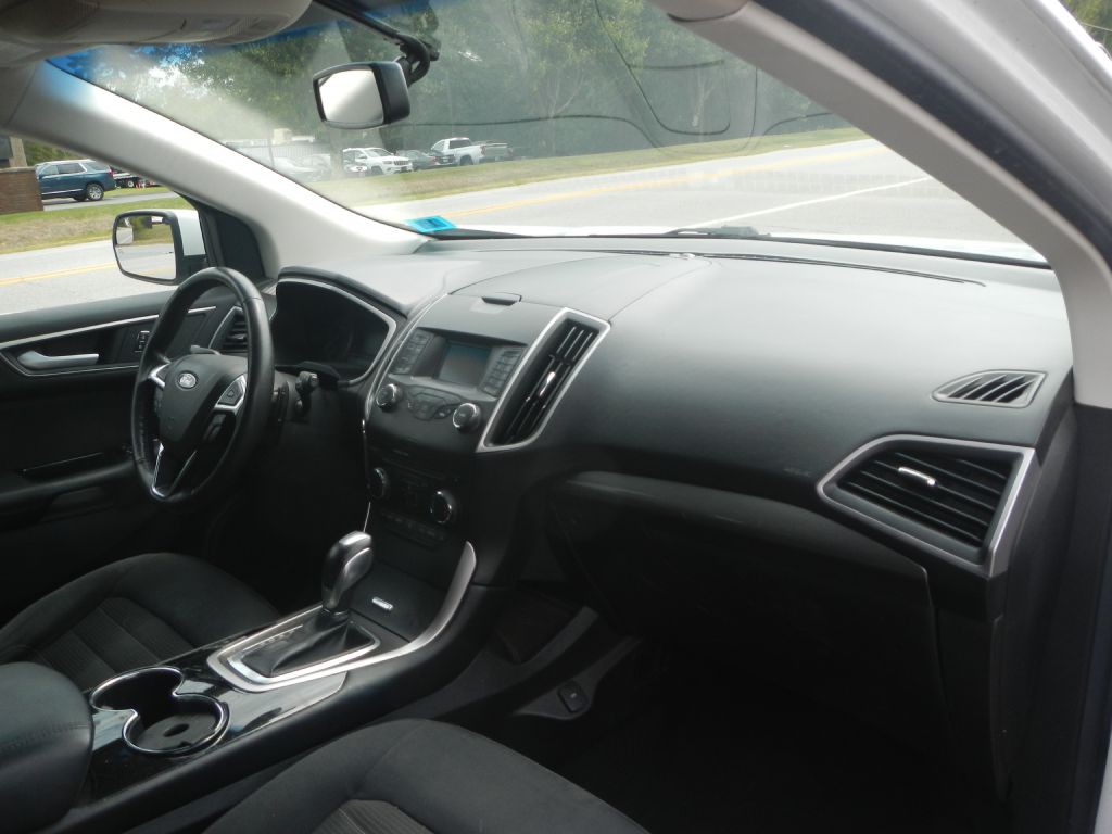 2018 Ford Edge Image 10