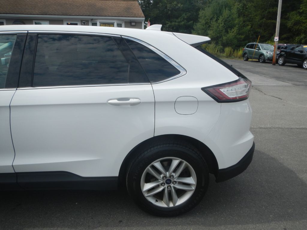 2018 Ford Edge Image 38