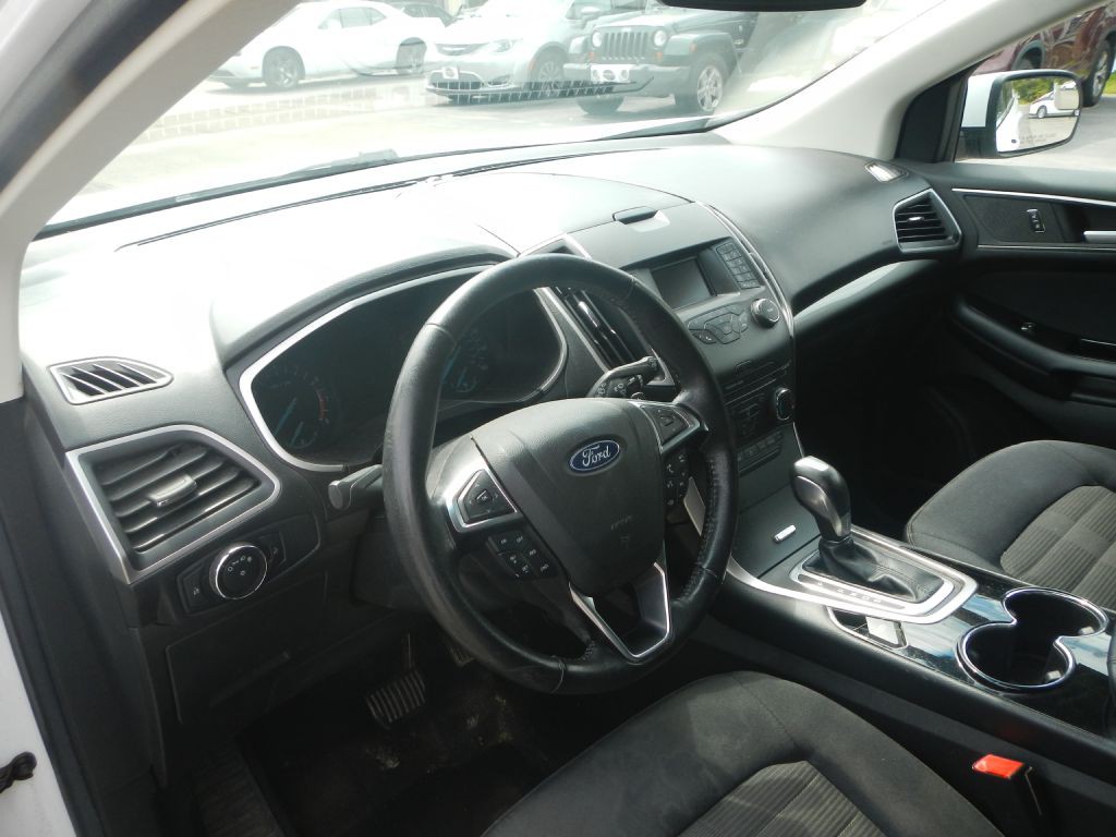 2018 Ford Edge Image 50