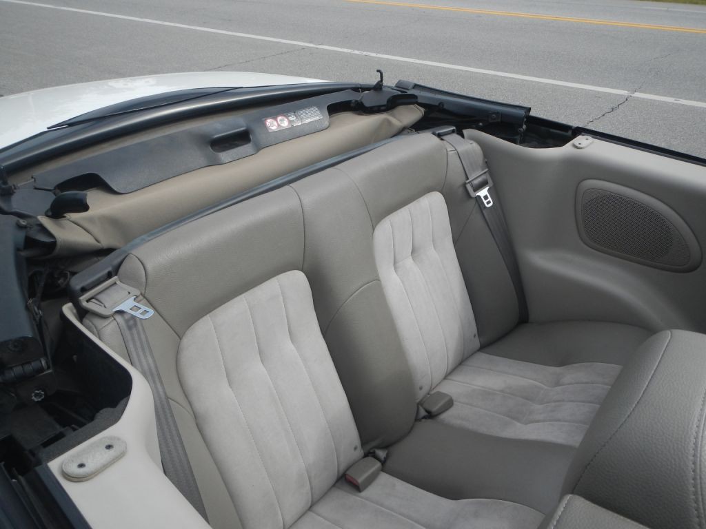 2006 Chrysler Sebring Image 7