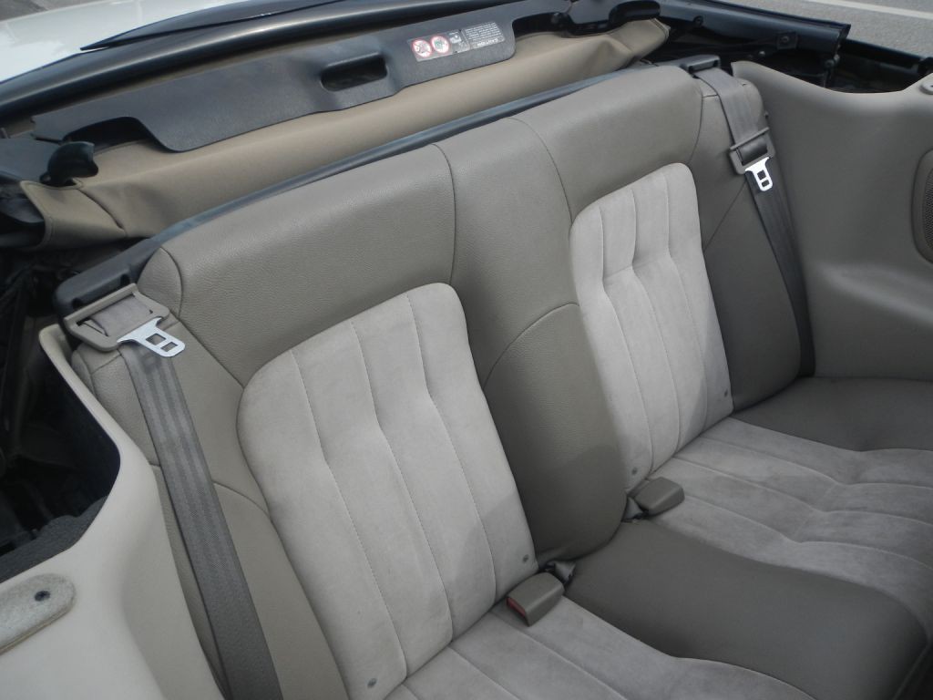 2006 Chrysler Sebring Image 23