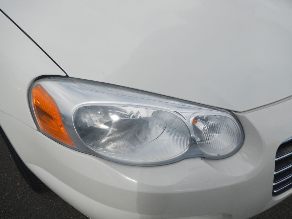 2006 Chrysler Sebring Image 12