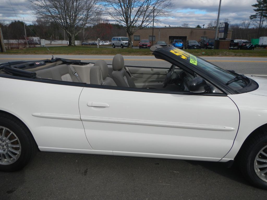 2006 Chrysler Sebring Image 14