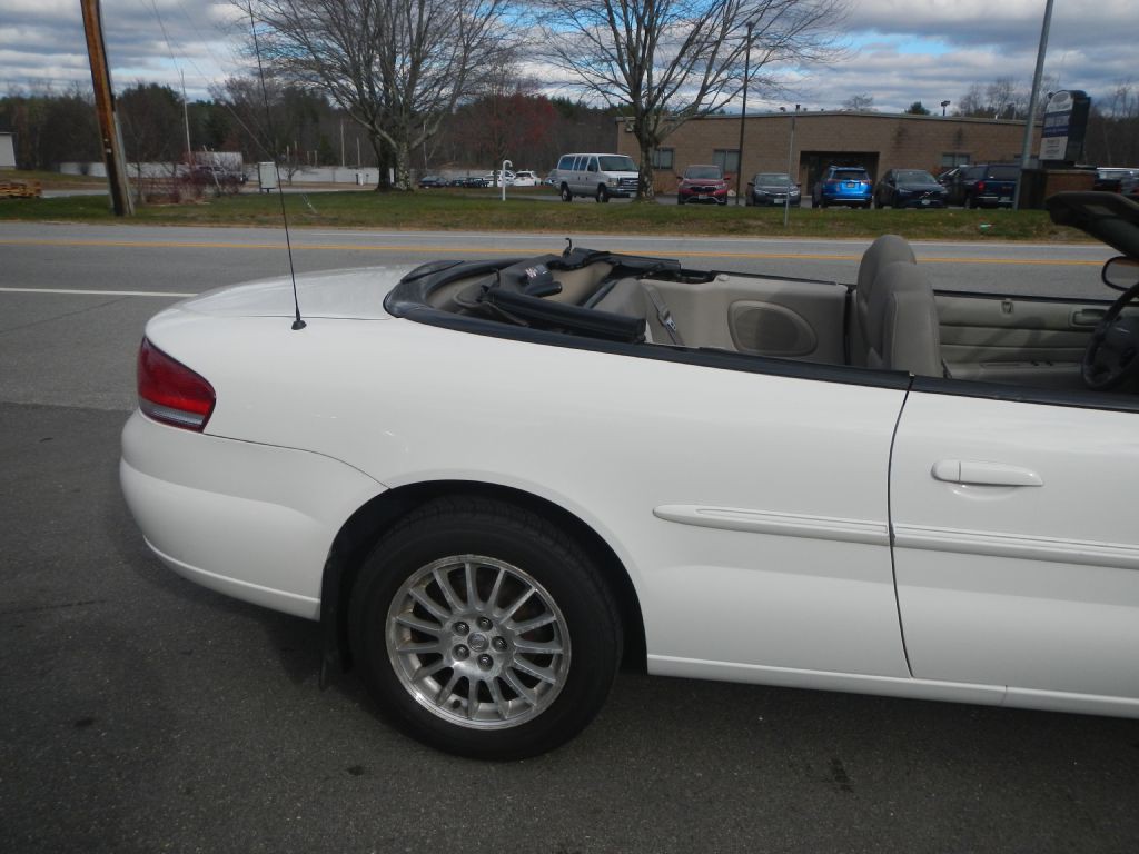 2006 Chrysler Sebring Image 15