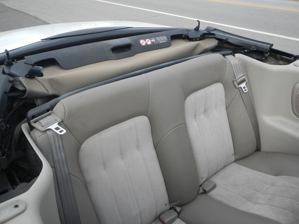 2006 Chrysler Sebring Image 24