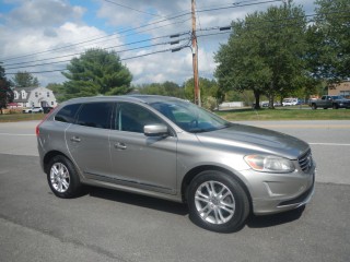 Image for 2016 Volvo XC60 T5 PREMIER ID: 6818599
