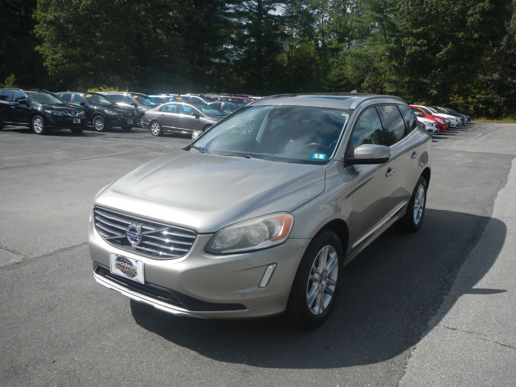 2016 Volvo XC60 Image 2