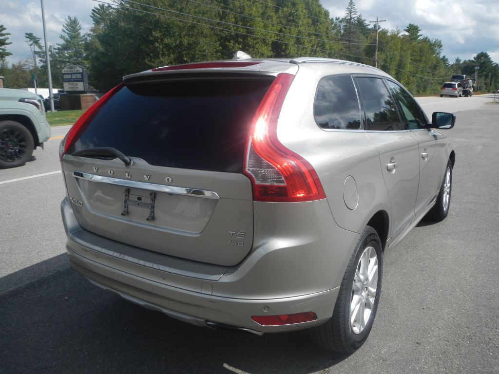 2016 Volvo XC60 Image 7