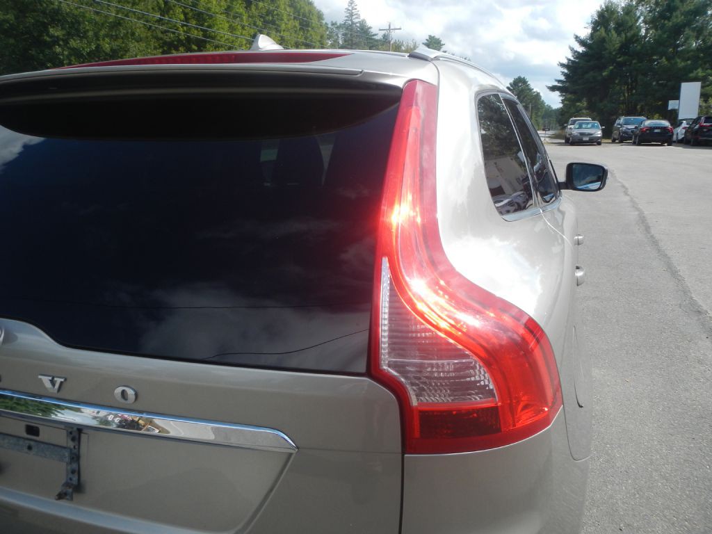 2016 Volvo XC60 Image 30