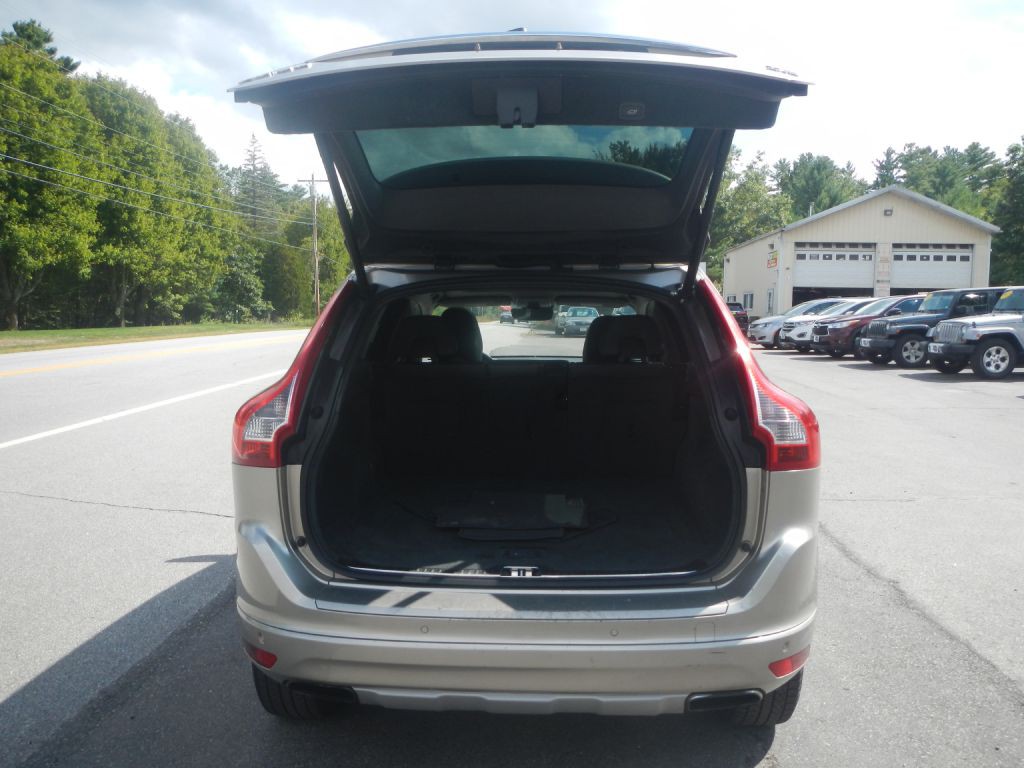 2016 Volvo XC60 Image 35