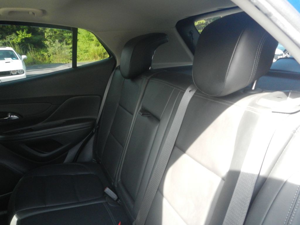2017 Buick Enclave Image 5