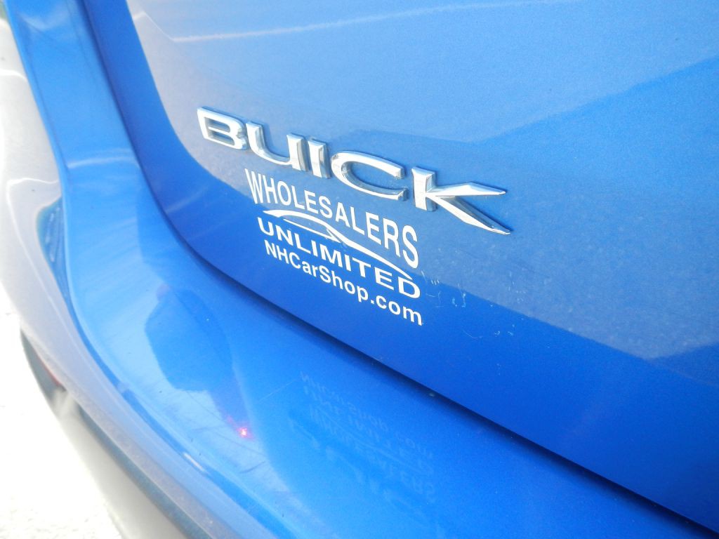 2017 Buick Enclave Image 32