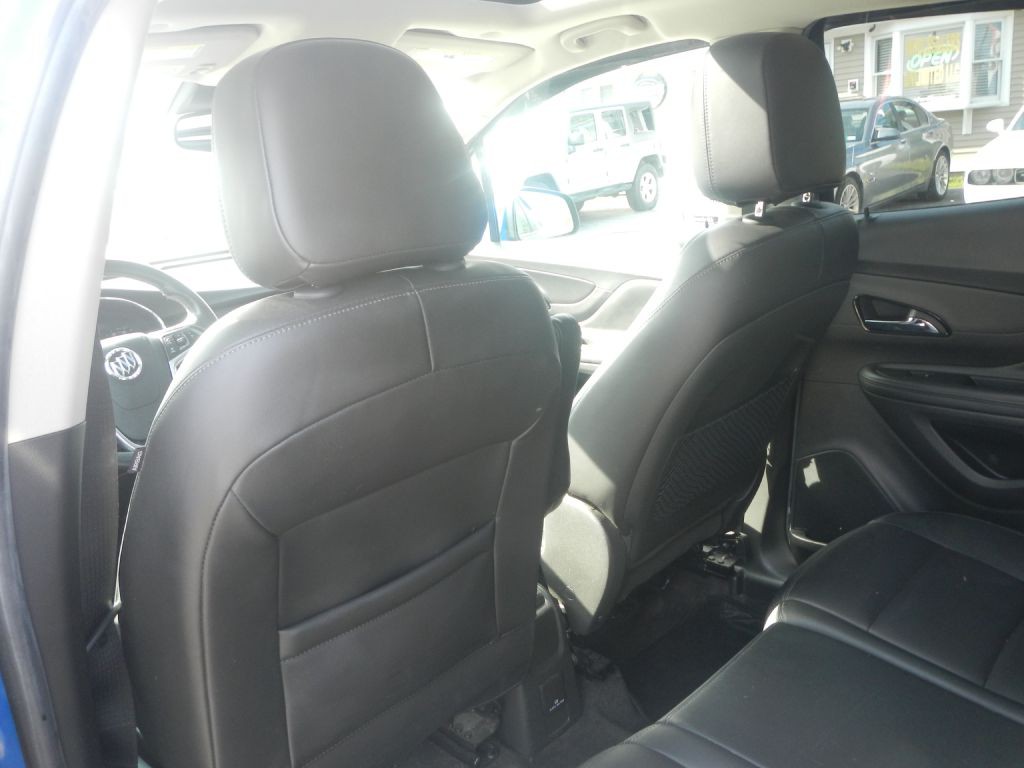 2017 Buick Enclave Image 40