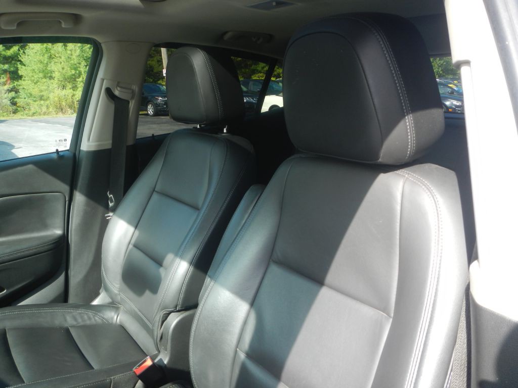2017 Buick Enclave Image 46