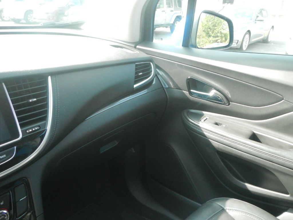 2017 Buick Enclave Image 48