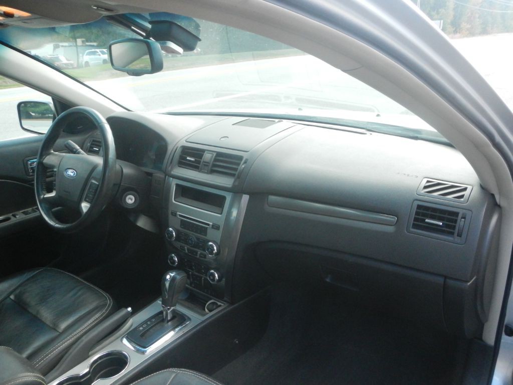 2012 Ford Fusion Image 3