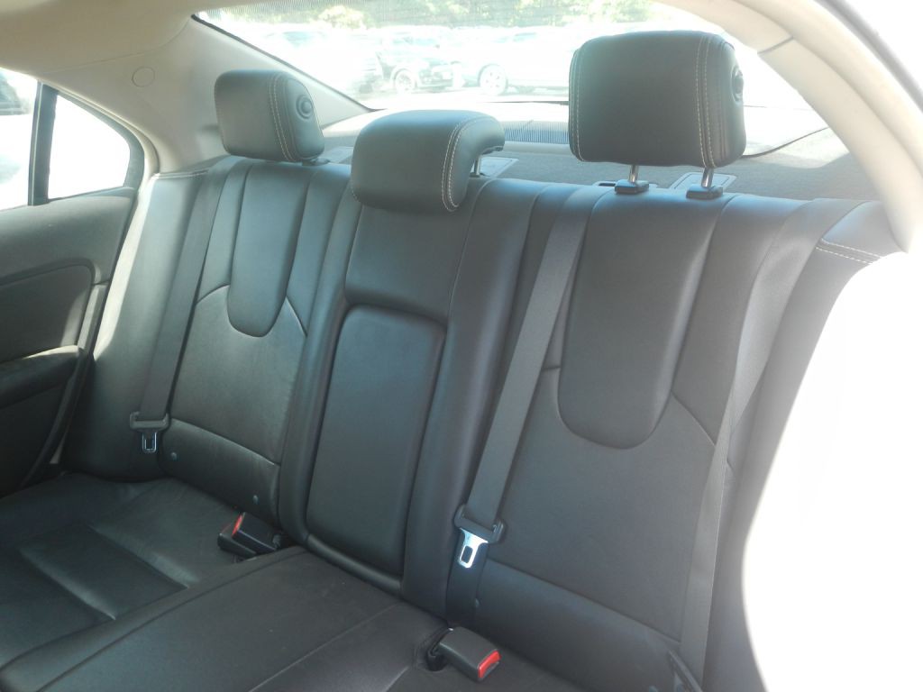 2012 Ford Fusion Image 8