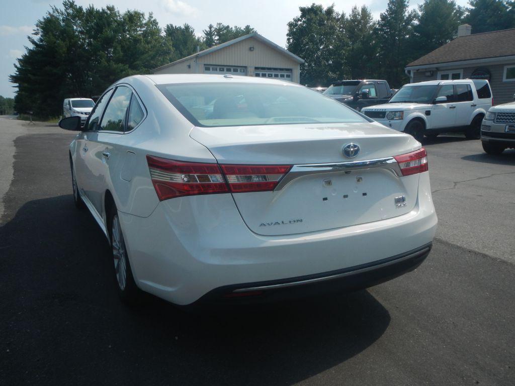 2015 Toyota Avalon Image 5