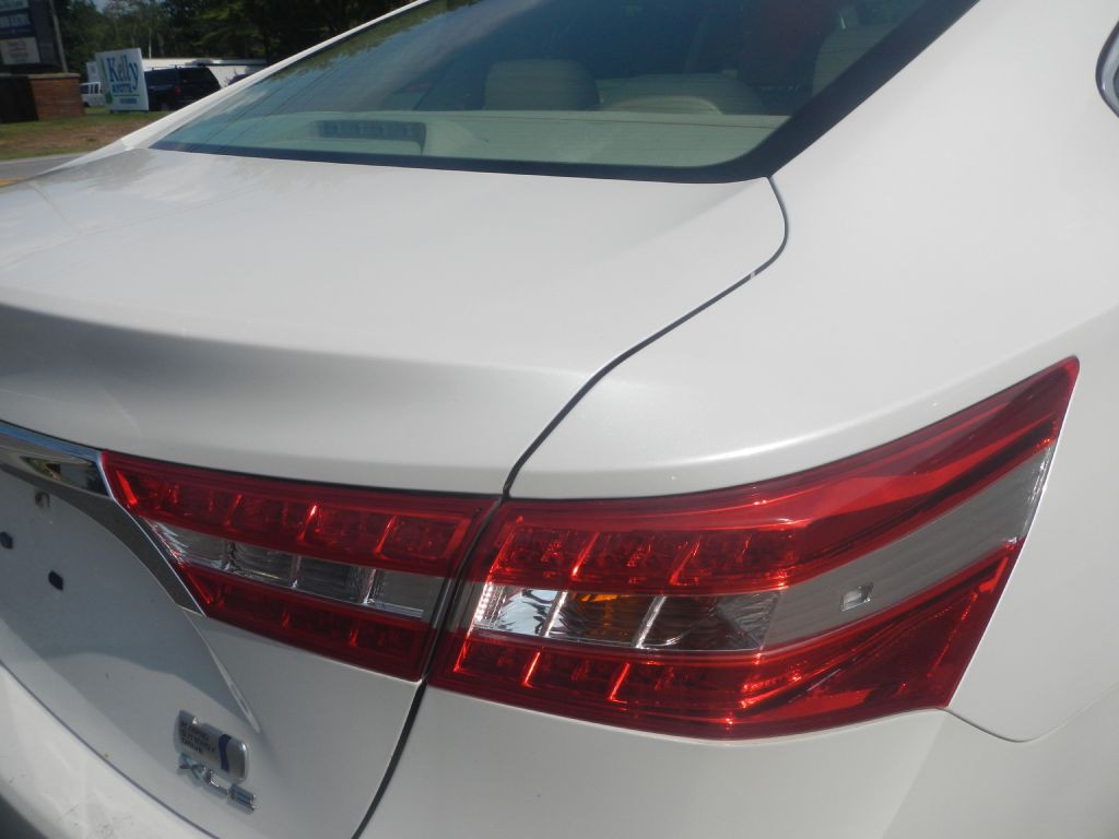 2015 Toyota Avalon Image 27