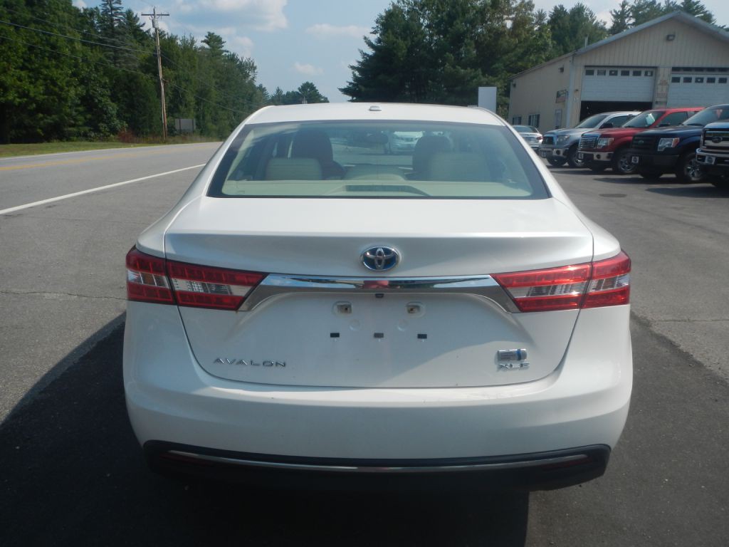2015 Toyota Avalon Image 29