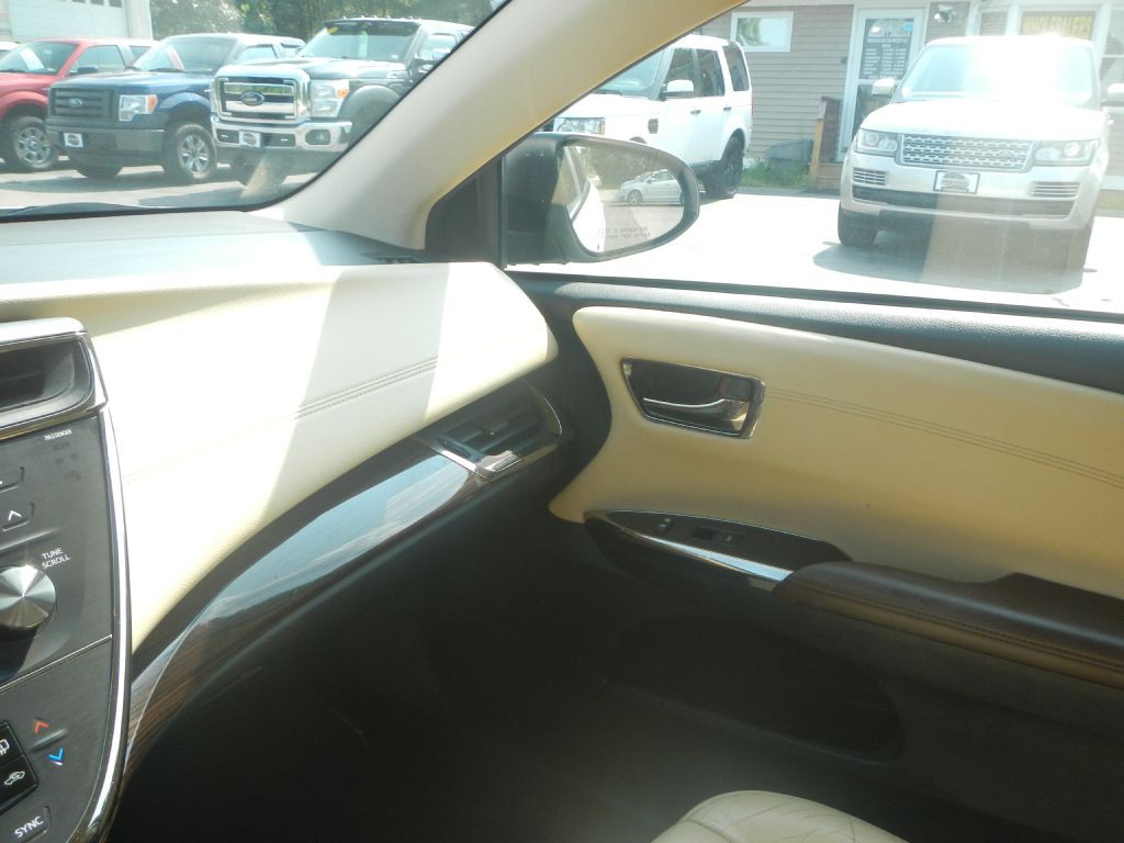 2015 Toyota Avalon Image 44