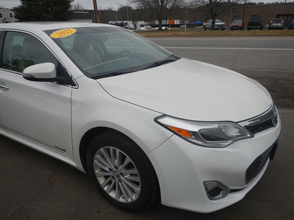 2015 Toyota Avalon Image 8