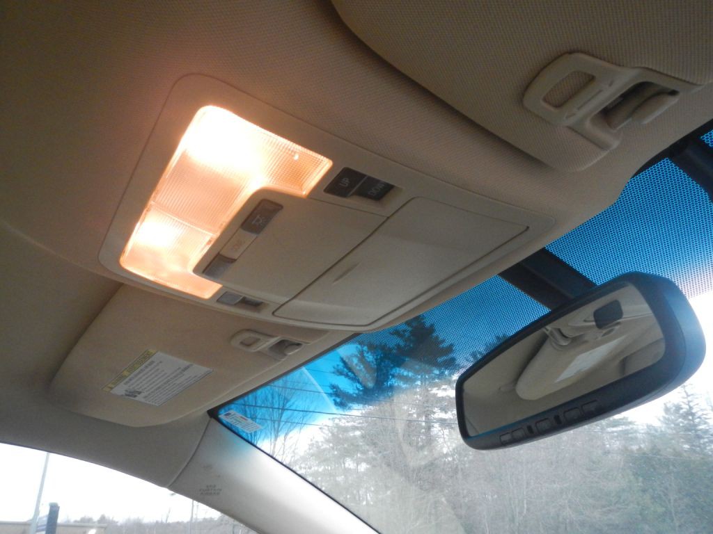 2015 Toyota Avalon Image 19