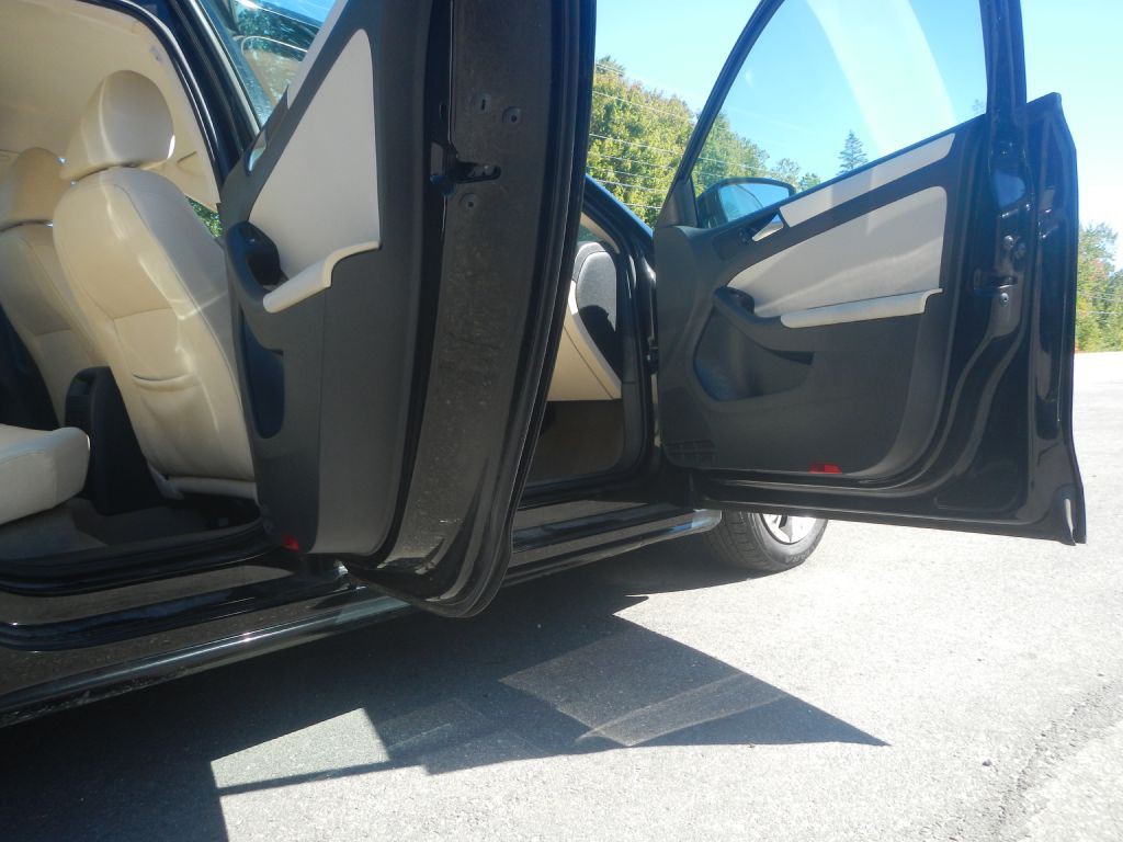 2011 Volkswagen Jetta Image 11