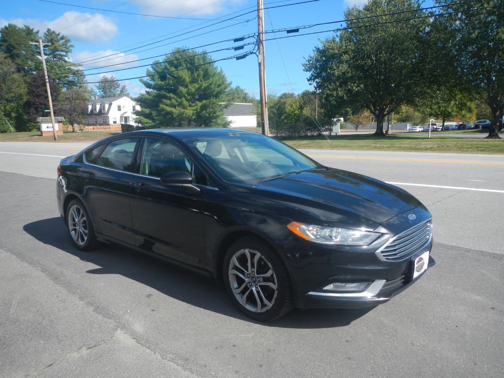 2017 Ford Fusion Image 1