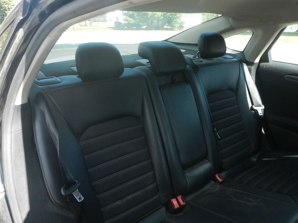 2017 Ford Fusion Image 8