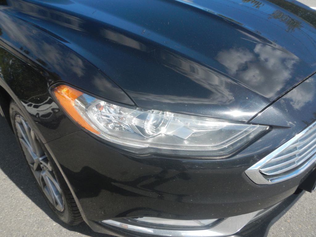 2017 Ford Fusion Image 11