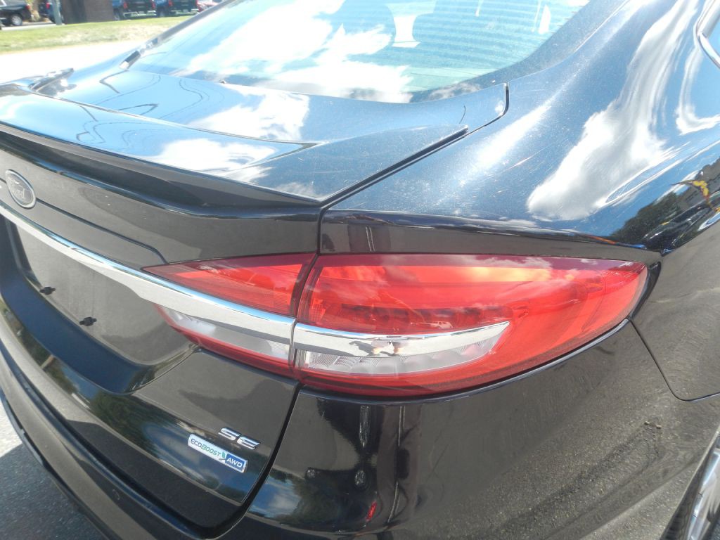 2017 Ford Fusion Image 13