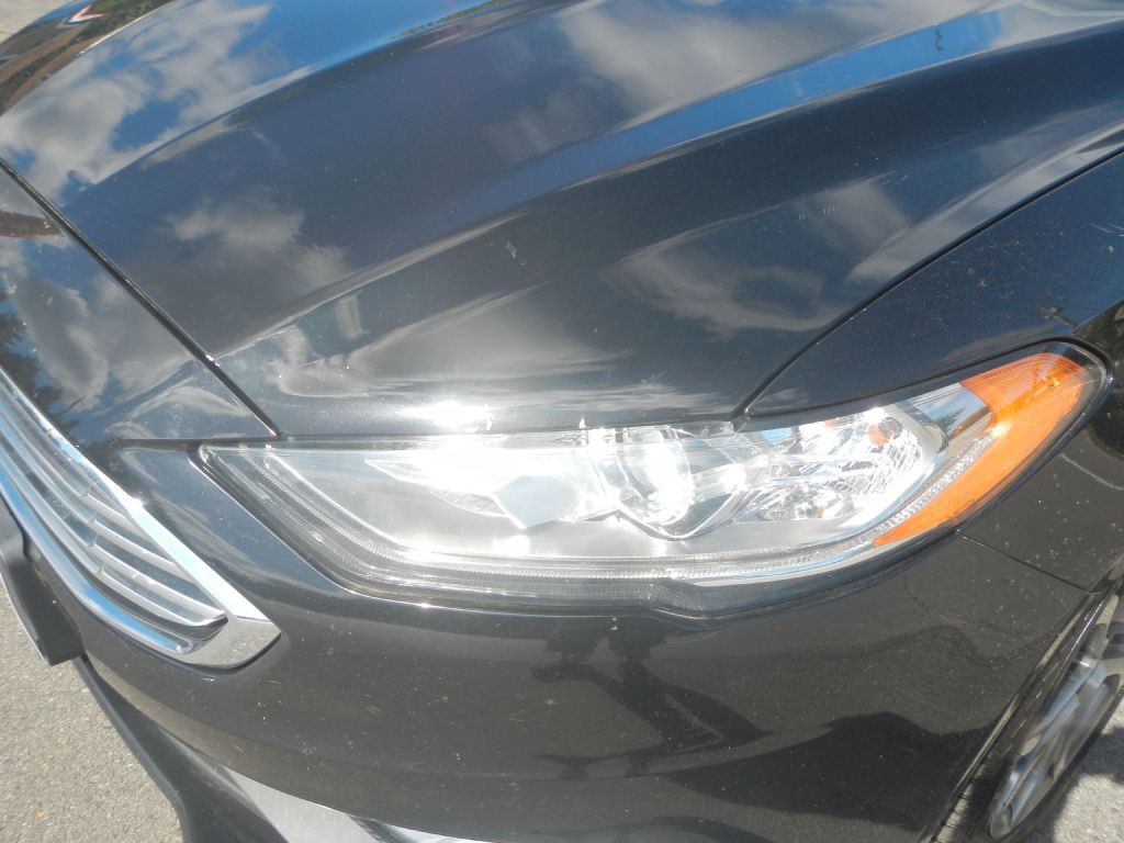 2017 Ford Fusion Image 18