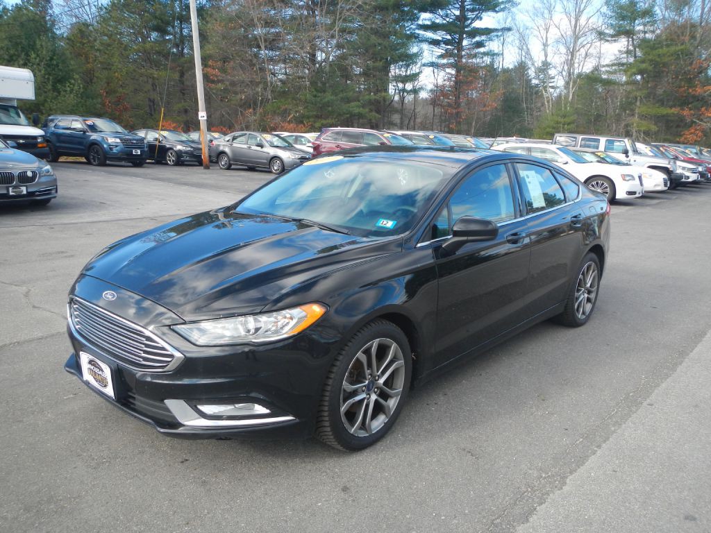 2017 Ford Fusion Image 1