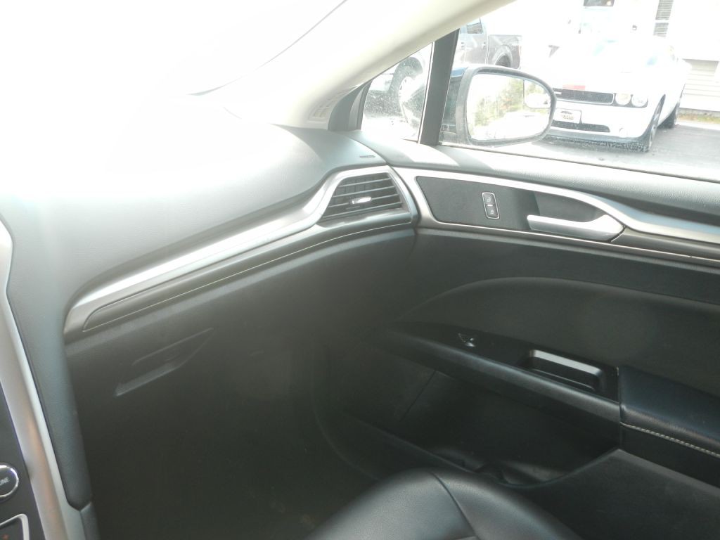 2017 Ford Fusion Image 35