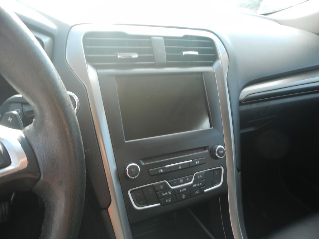 2017 Ford Fusion Image 38