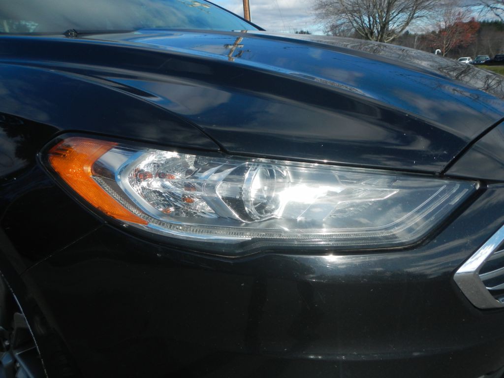 2017 Ford Fusion Image 42